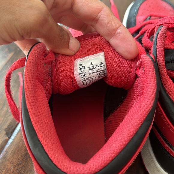 Air Jordan Mid 1 - Picture 4 of 10